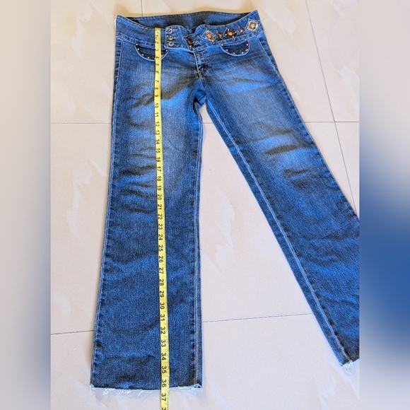 Corelli Women’s jeans, size 12 wide leg zipper bottom - Picture 4 of 16